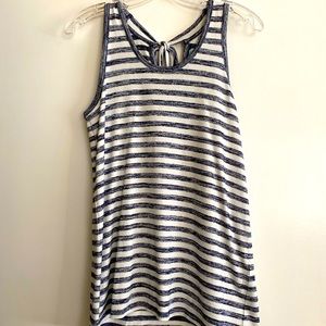 Woman’s sleeveless top